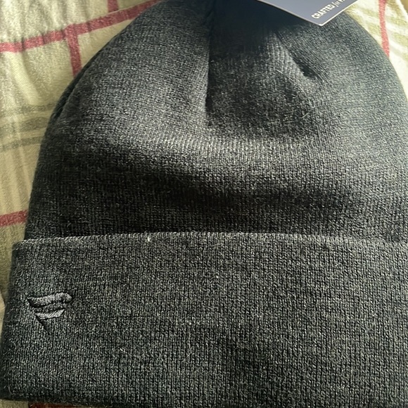 BOSTON BRUINS BLACKED OUT BEANIE  || BRAND NEW - Picture 3 of 4
